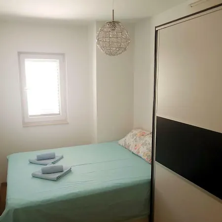 Luna Apartment *